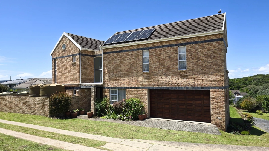 4 Bedroom Property for Sale in Glen Navar Eastern Cape